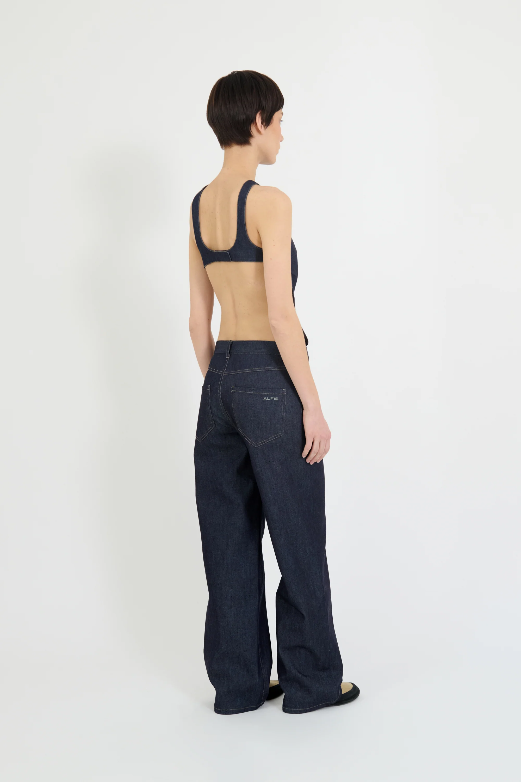The Backless Top - Image 4