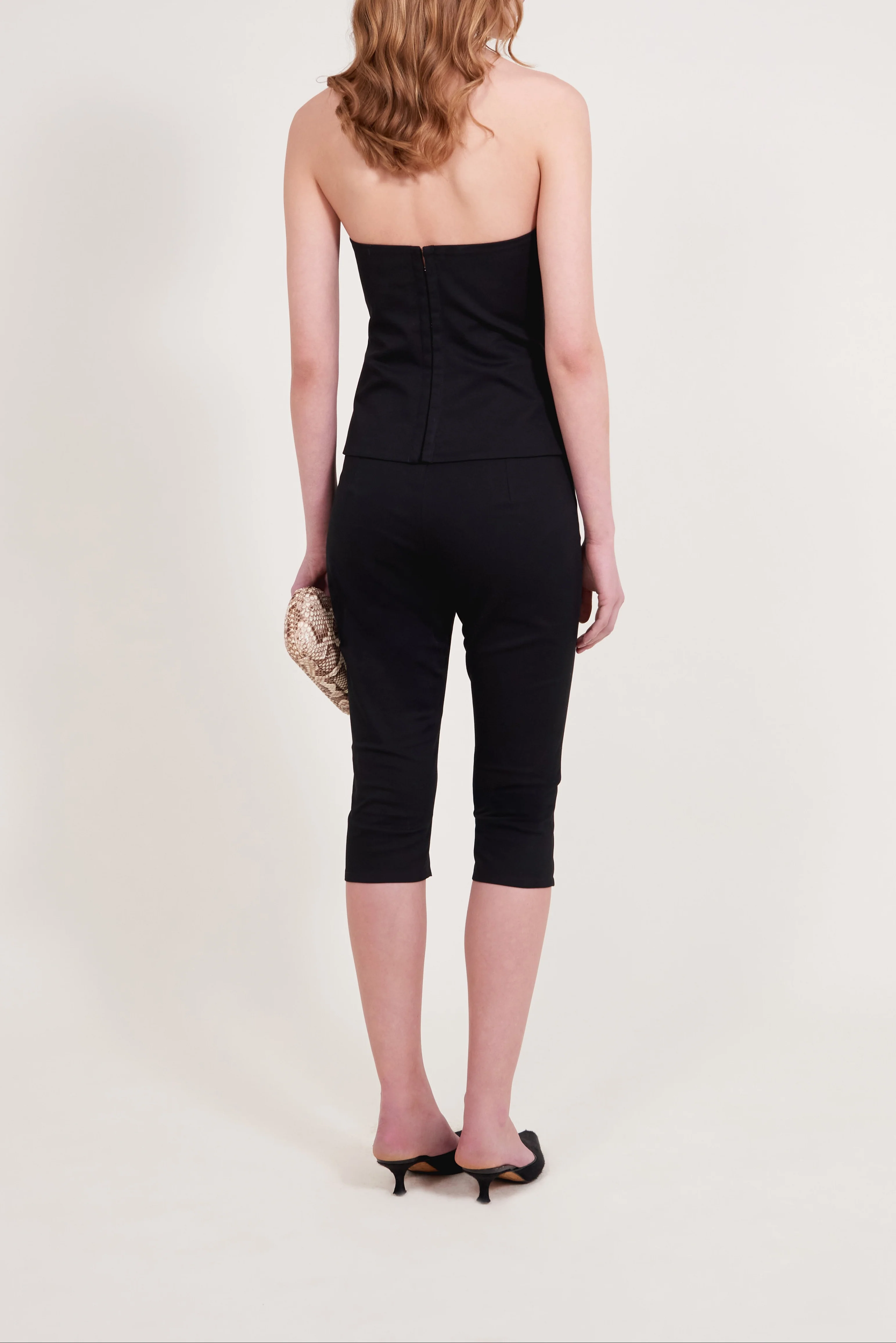 The Bustier - Image 4